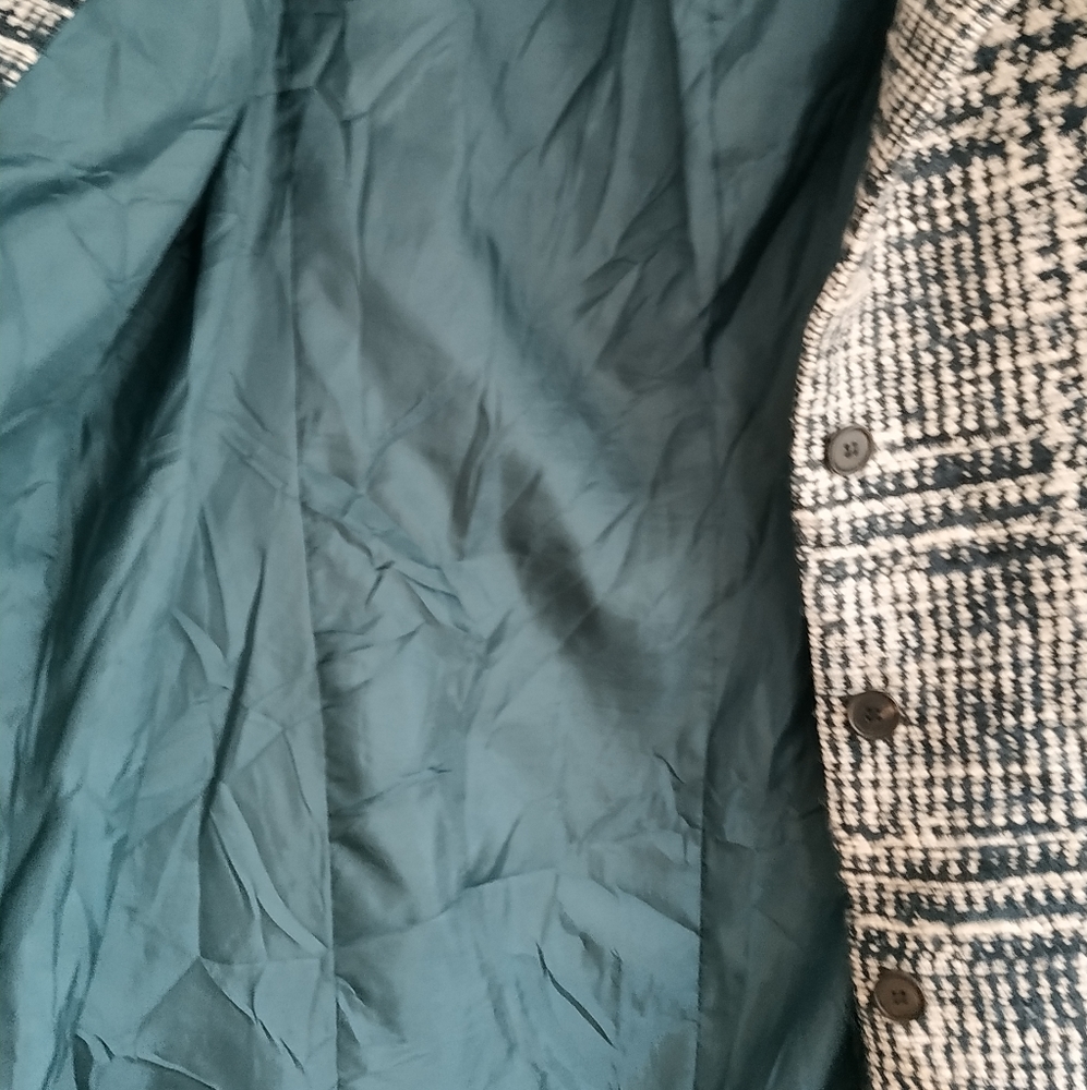 Zara Coat - Picture 3 of 10